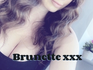 Brunette_xxx