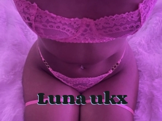 Luna_ukx