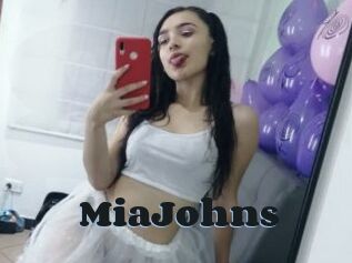 MiaJohns