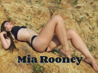 Mia_Rooney