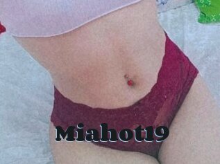 Miahot19