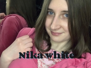 nika_white Grosse cochonne