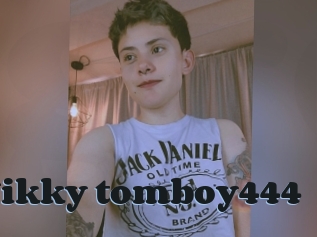 Nikky_tomboy444