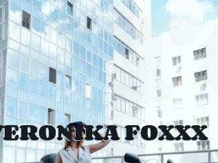 VERONIKA_FOXXX